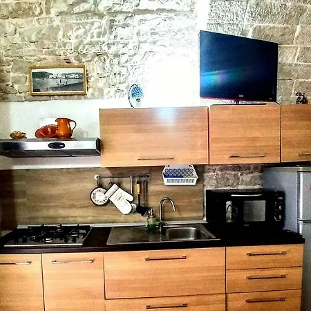 Rubini's House Pensionat 3*